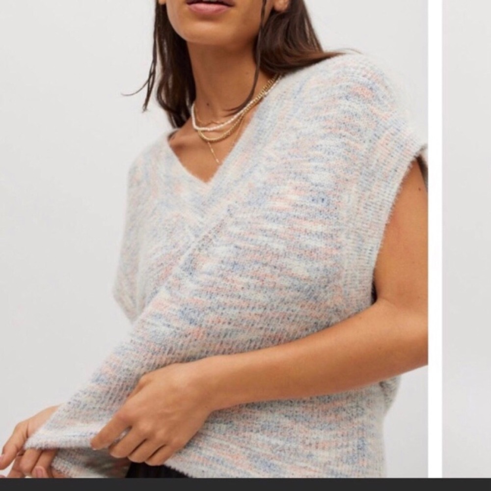 BDG Urban Outfitters Sz XS Sweater Vest Super Soft Oversized Marled White Pink